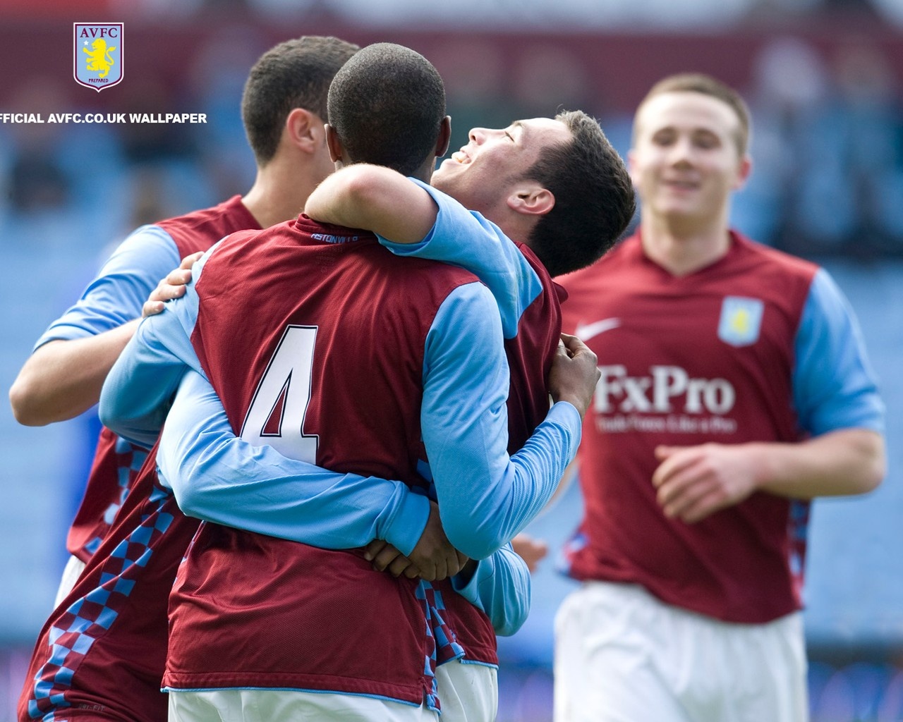 独家伊曼纽尔·丹索将加盟苏格兰超级联赛球队利文斯顿足球俱乐部（独家消息：伊曼纽尔·丹索即将签约苏超利文斯顿）