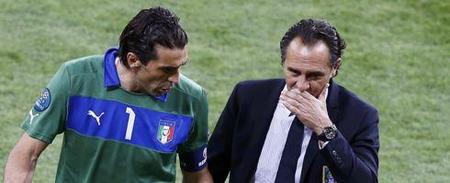 环足奖最佳球员候选名单：姆巴佩和亚马尔、登贝莱在列，梅罗落选（环足奖最佳球员候选出炉：姆巴佩、亚马尔、登贝莱入围，梅西与C罗无缘）