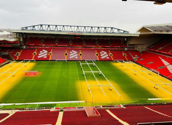 米体：莱奥两个儿子将观看米兰德比，这是他们第一次现场观赛（米体：莱奥两子将首次现场观战米兰德比）