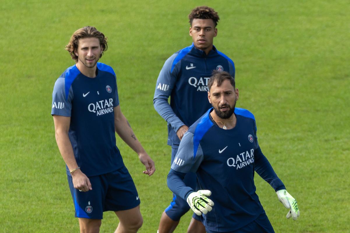 奥利塞赫：我从一个重要人物那里得知，奥斯梅恩将会加盟皇马（奥利塞赫称权威人士透露：奥斯梅恩将加盟皇马）