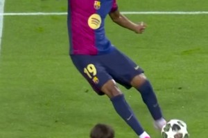 有何意味？萨拉赫社媒晒户外落叶景色图，并未配文（意味何在？萨拉赫社媒晒落叶户外景图，未附文字）