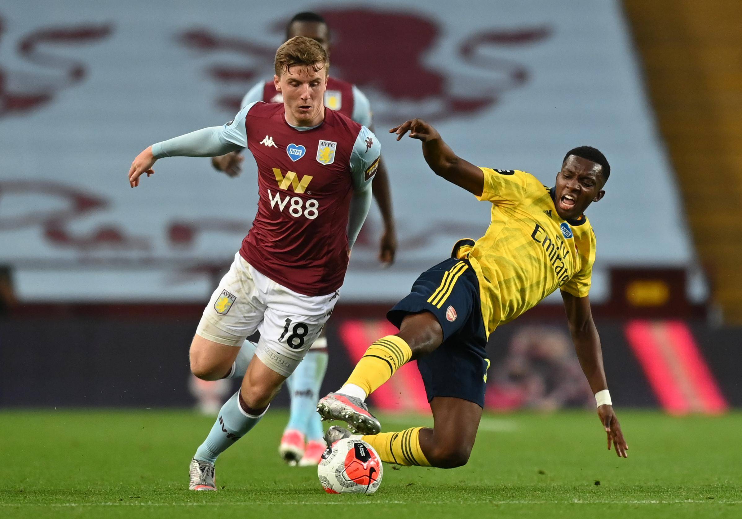 马特拉齐：罗纳尔多是梅西和C罗的结合体，我从不直接防守他（马特拉齐称罗纳尔多兼具梅西与C罗特质：我从不与他直接对位）