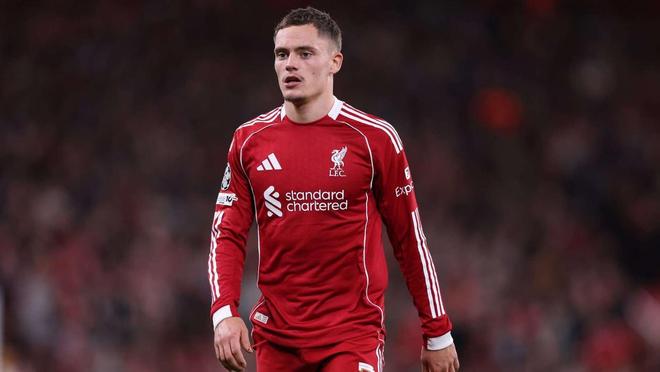 庆祝苏超夺冠，泰州市委书记与泰州队球员合唱《歌唱祖国》（为庆祝苏超夺冠，泰州市委书记携泰州队球员同唱《歌唱祖国）