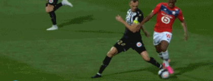 活塞内线得分76分！鲍威尔：对手在禁区予取予求，我们太被动（活塞禁区轰下76分！鲍威尔：对手肆虐内线，我们过于被动）