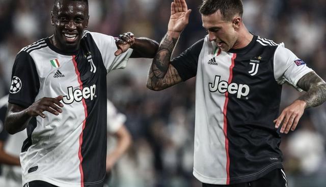 伯纳乌，皇马开出的条件确实诱惑力很大（伯纳乌见证：皇马的条件诱惑十足）